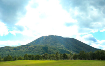 三瓶山_1511987_三瓶山 cn