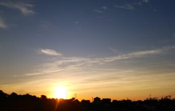 琴ヶ浜_1539413_琴ヶ浜に落ちる夕日 ko