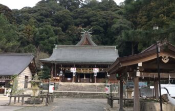 物部神社_1531194_石見国一宮　物部神社 en