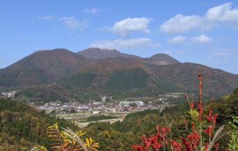 三瓶山_1539865_実りの秋三瓶 tw